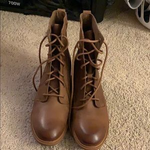 Timberland Sutherlin Bay Mid Lace Boot